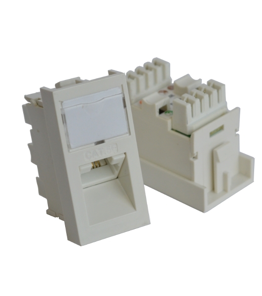 Вставка RJ-45 UTP Cat.5E, 22.5x45 мм угловая, с маркировкой, белая