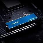 Накопитель SSD ADATA LEGEND 710, 512Gb, PCIe 3.0 x4, M.2 2280, NVMe, R/W 2400/1600, с радиатором, фото 1