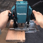 Фрезер Makita RP0900K 900Вт,27000об\м,ход-35мм,цанга-6\8мм,2.7кг,чем, фото5
