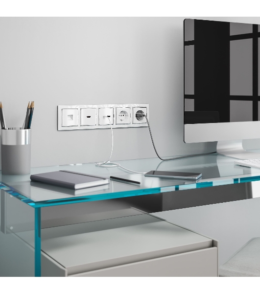 Розетка Ethernet RJ-45 (белый)