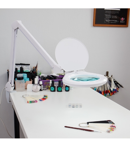 Лупа на струбцине Rexant, круглая, 5D, с подсветкой 72 SMD, сенсорный регулятор яркости, белая