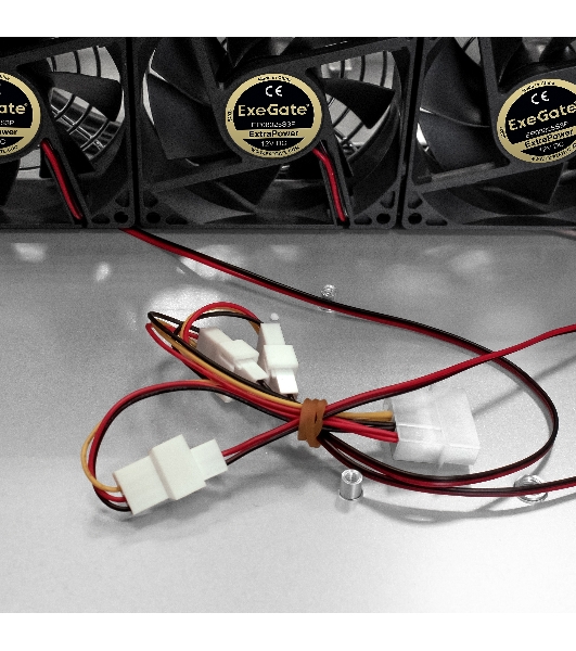 Серверный корпус ExeGate Pro 2U550-08 (RM 19', высота 2U, глубина 550, БП 900ADS, 2*USB)