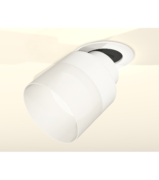 Светильник Ambrella Light XM8101521 SWH/FR белый песок/белый матовый GX53 (A2241, A2105, C8101, N8402)