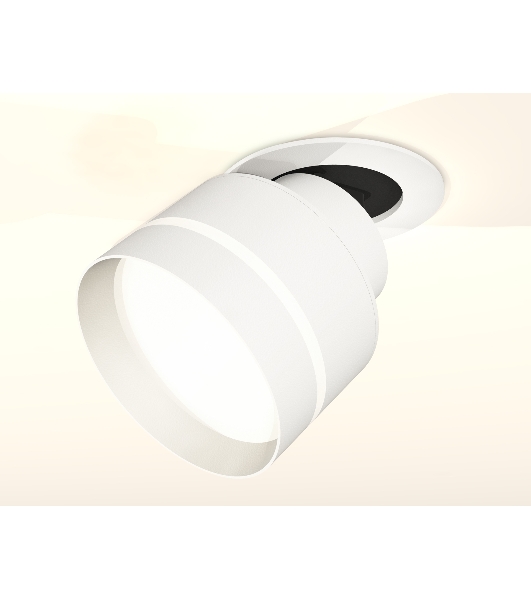 Светильник Ambrella Light XM8101525 SWH/FR белый песок/белый матовый GX53 (A2241, A2105, C8101, N8461)