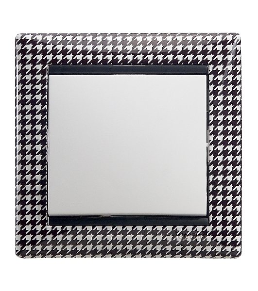 Переключатель Legrand 774406 2напр 10A Valena белый