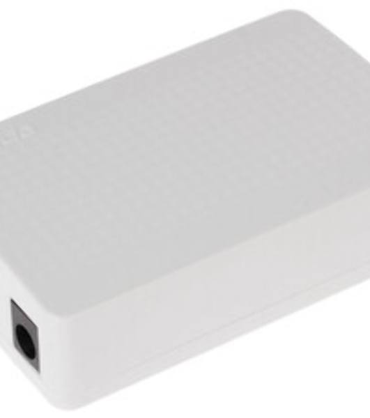 Коммутатор Tenda S105 5x100Mb неуправляемый