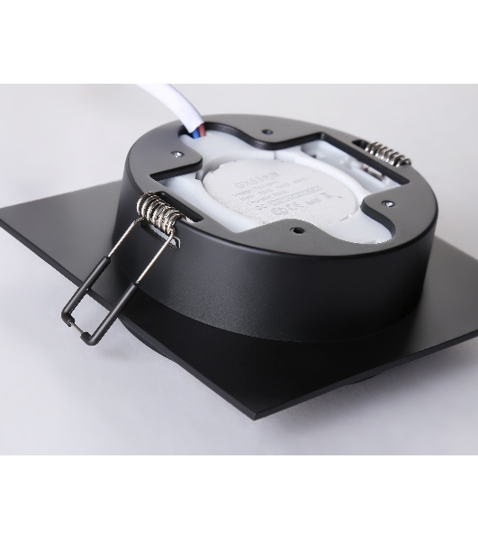 Светильник Ambrella light TN5222 BK черный GX53 110*110*50