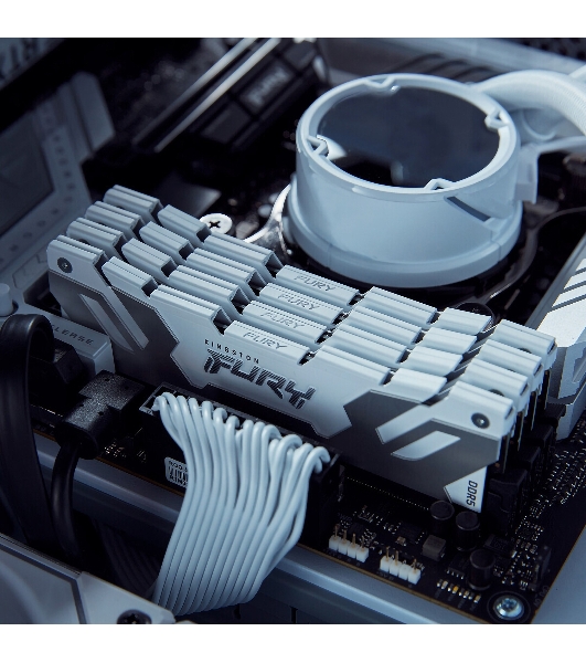 Оперативная память Kingston Fury Renegade, DDR5, 32Gb (1x32Gb), 6400MHz, CL32, DIMM, радиатор, белый