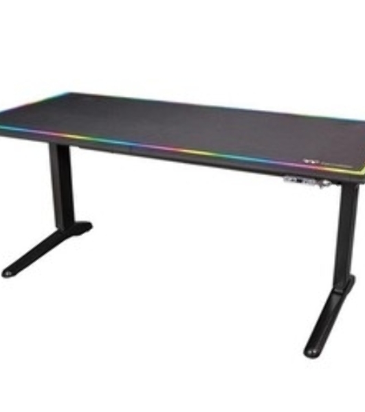 Стол игровой Thermaltake Gaming Desk Level 20 BattleStation Black, Electric, RGb, none Black, Electric, RGb, none