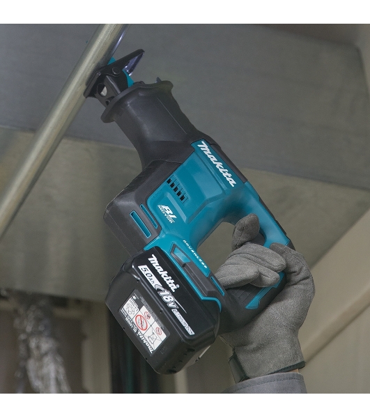 Пила сабельная Makita DJR188Z 18В, Li-ion, 0-3000об\м, ход-20мм, рез-255мм