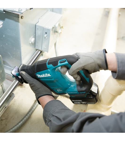 Пила сабельная Makita DJR188Z 18В, Li-ion, 0-3000об\м, ход-20мм, рез-255мм