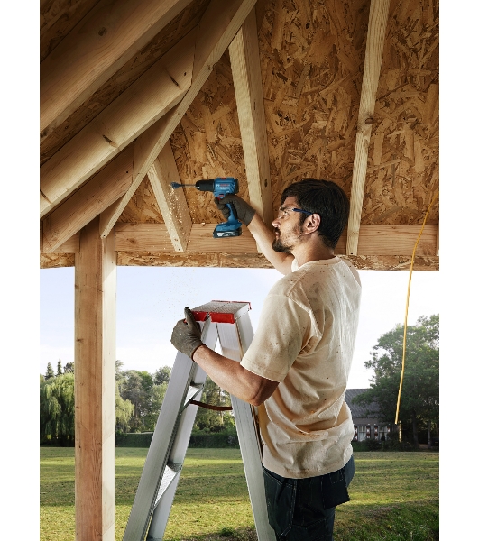 Дрель-шуруповерт Bosch GSR 185-LI, 18 В, 2 Ач, 50 Нм, бесщеточный