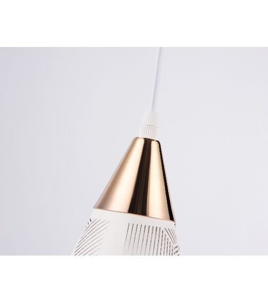 Светильник Ambrella light TR8429 WH/FGD белый/золото E27 max 40W D180*800