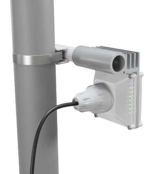 Точка доступа MikroTik CubeSA 60Pro ac (60Ghz antenna, 802.11ay wireless and 5GHz 802.11ac backup, 4 core x 716MHz CPU, 256MB RAM, 1 x Gigabit LAN port, RouterOS L4, POE, PSU) for use as an AP in Point-to-Multipoin