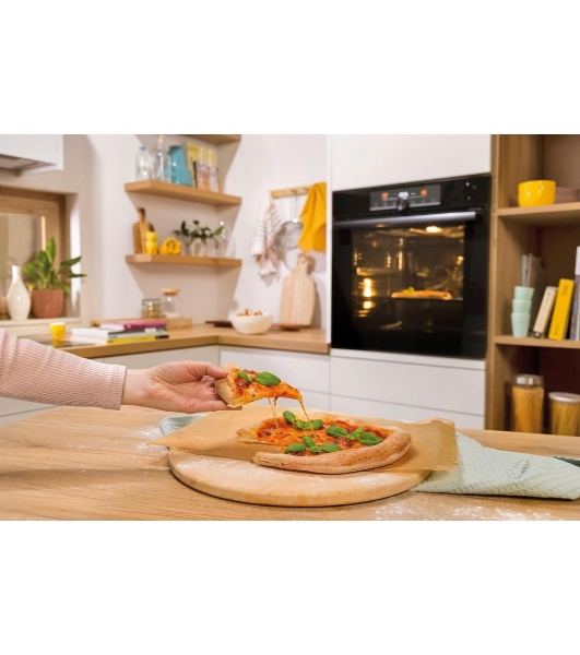 Духовой шкаф электрический Gorenje BPS6737E14BG черный