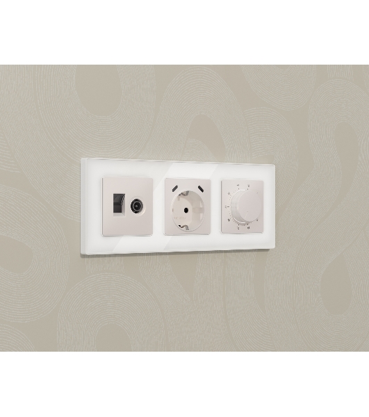 Комплект механизма электрической розетки 2USB С+C 20W (быстрая зарядка) с/з на винтовых зажимах 16A-250V ALFA Жемчуг QUANT (AP2105, VM165) MA210510