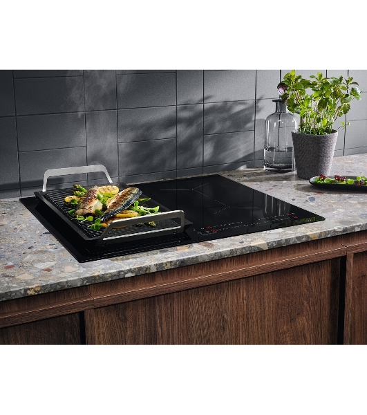 Индукционная варочная панель Electrolux CIV634 на 4 конфорки, cтеклокерамика, мощность: 7200 Вт, независимая установка, слайдерное управление,размеры (ШхГ): 59x52 см