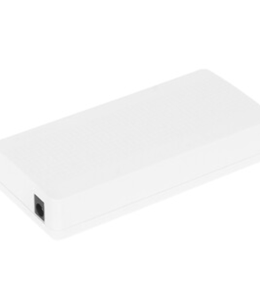 Коммутатор настольный неуправляемый Tenda S108 (mini), 8 портов Ethernet 10/100 Мбит/сек, пластиковый корпус