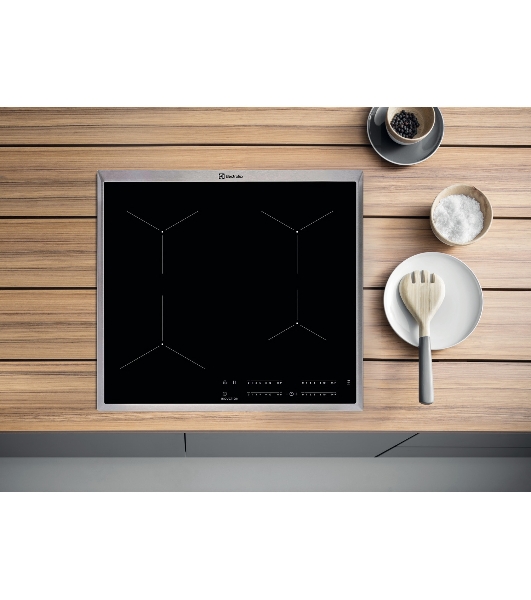 Индукционная варочная панель Electrolux EIT60443X черный