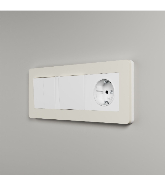 Рамка на 3 поста WERKEL Split (айвори/белый, soft-touch) W0033066